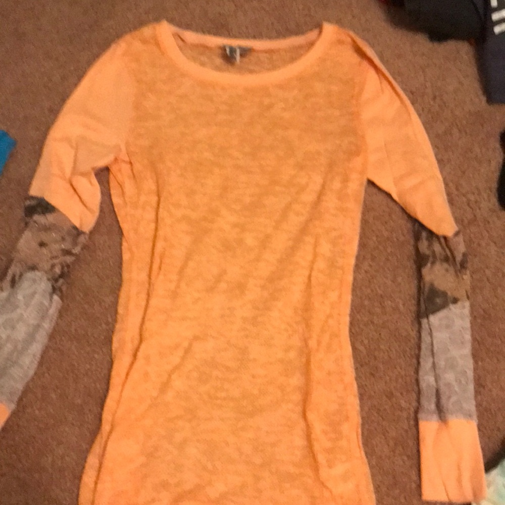 BKE long sleeved shirt